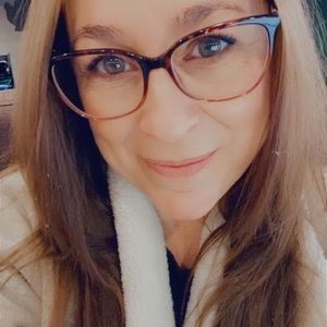 Meet your Posher, Nathalie